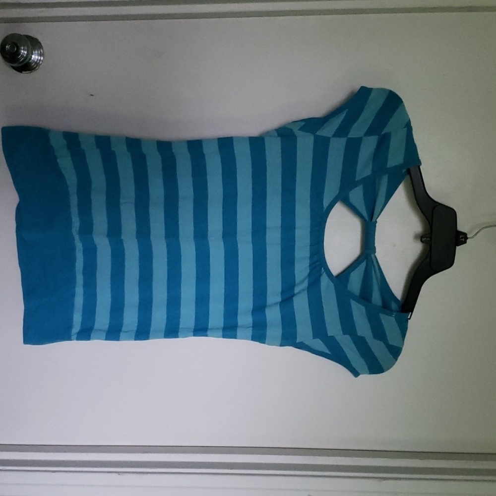 Rue 21 XL blue shirt